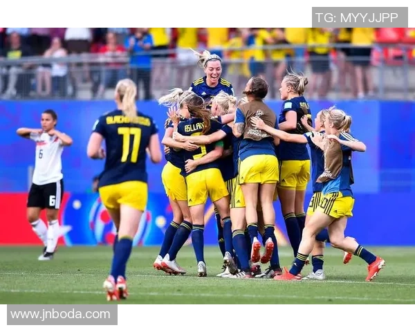 昨天足球星期五精彩对决回顾 各队表现抢眼赛场风云再起