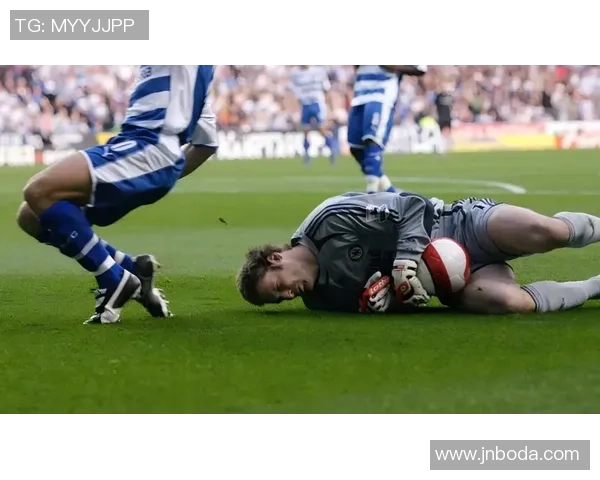 足球历史上最受伤的球星是谁他的伤病如何影响了职业生涯