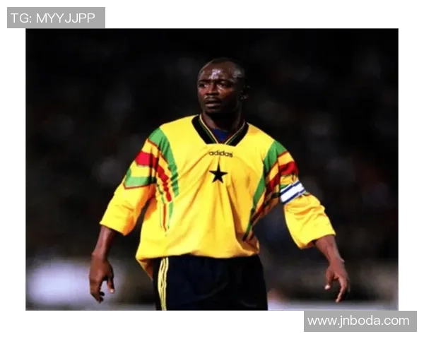 贝利独特踢球风格解析：技术与智慧结合的足球天才